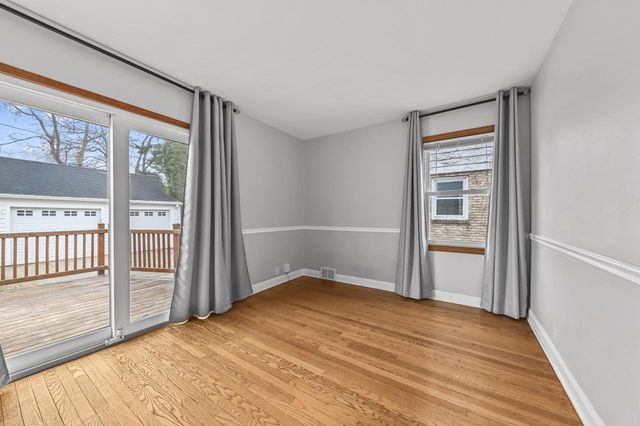 2022 N 81st STREET, Wauwatosa, WI 53213