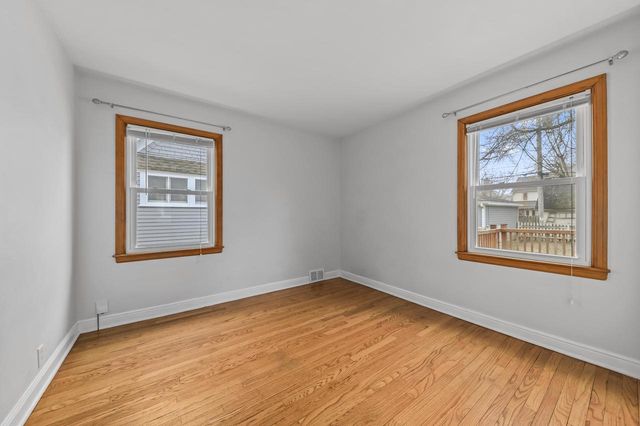 2022 N 81st STREET, Wauwatosa, WI 53213