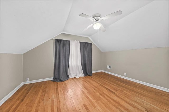 2022 N 81st STREET, Wauwatosa, WI 53213