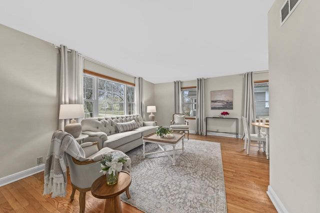 2022 N 81st STREET, Wauwatosa, WI 53213