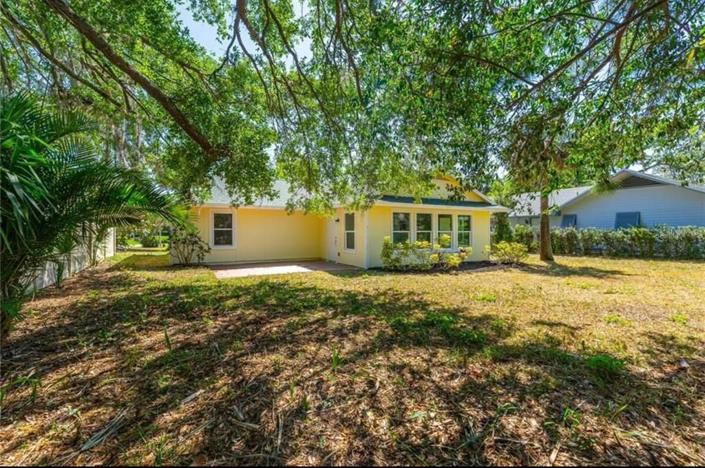 1227 WAYNE AVENUE, New Smyrna Beach, FL 32168