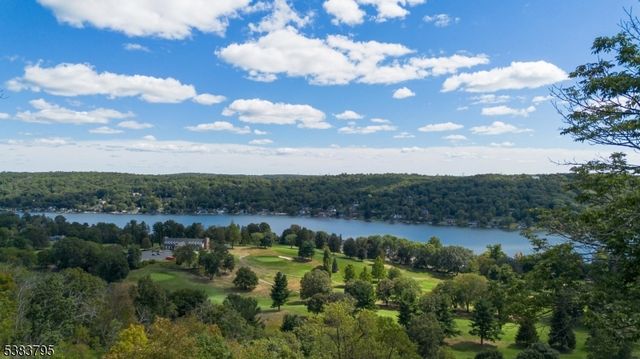 9 Golfview Ter, Sparta Twp., NJ 07871