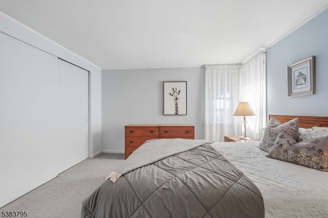 9 Golfview Ter, Sparta Twp., NJ 07871