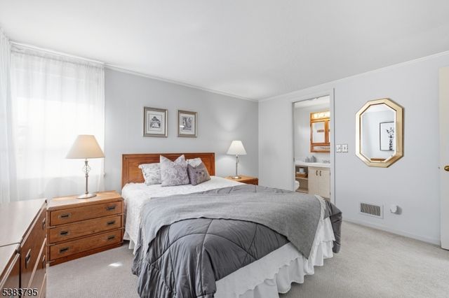 9 Golfview Ter, Sparta Twp., NJ 07871