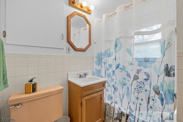 9 Golfview Ter, Sparta Twp., NJ 07871