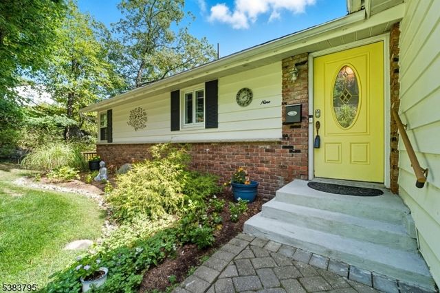 9 Golfview Ter, Sparta Twp., NJ 07871