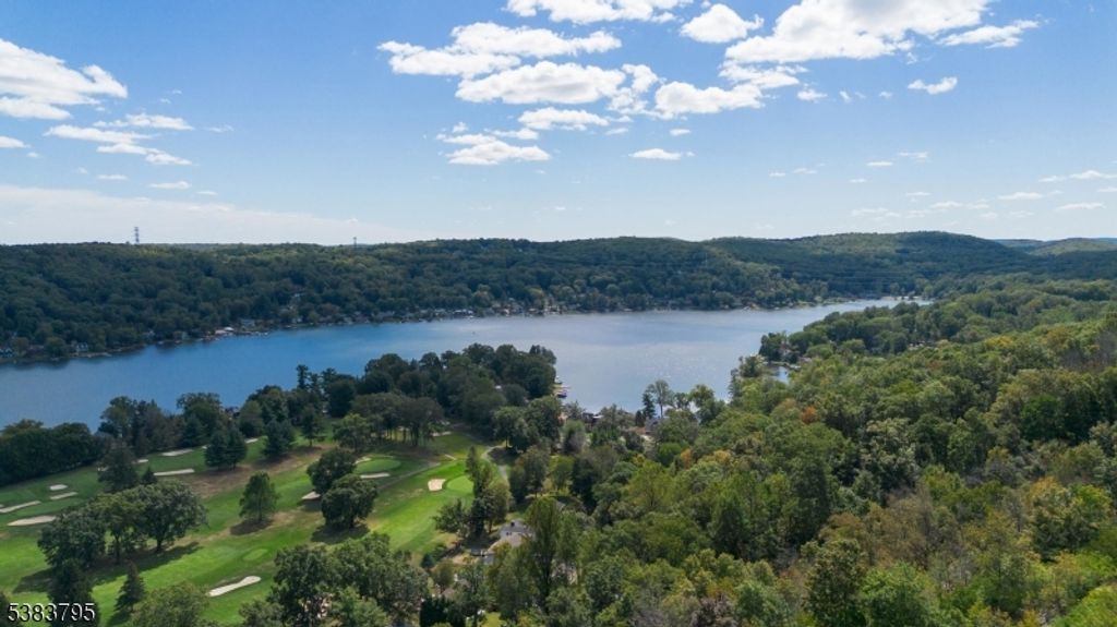 9 Golfview Ter, Sparta Twp., NJ 07871