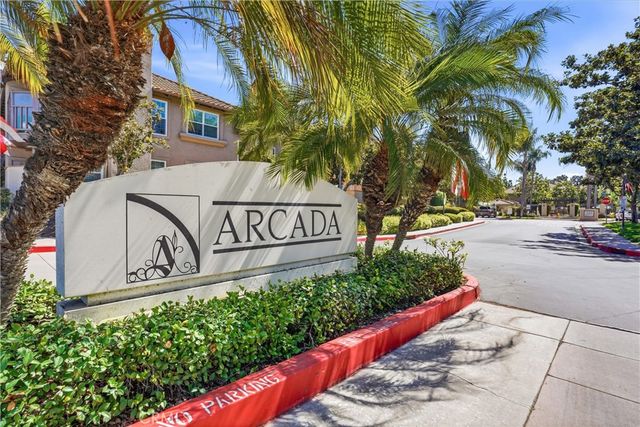 13307 Verona, Tustin, CA 92782