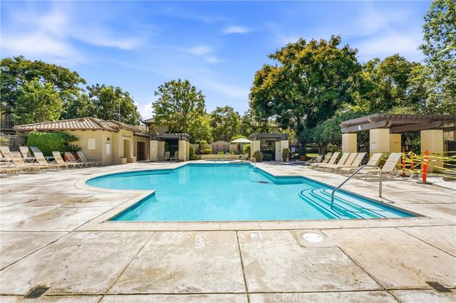 13307 Verona, Tustin, CA 92782