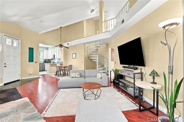 13307 Verona, Tustin, CA 92782