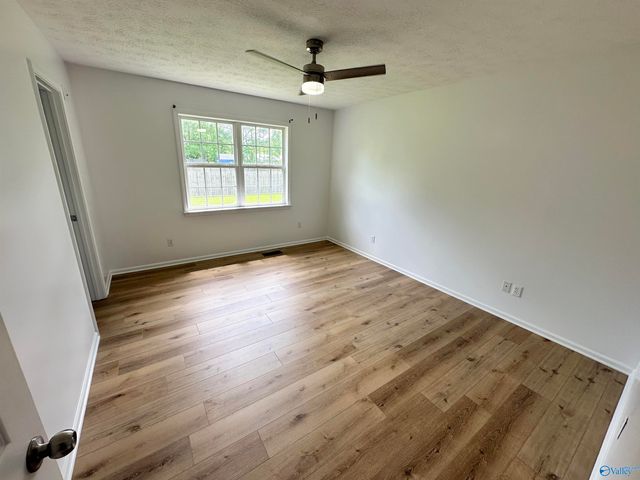 905 Vine Street, Glencoe, AL 35905