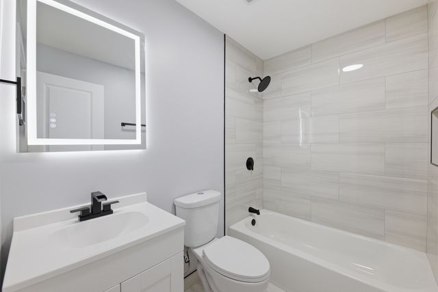 1904 Campbell Avenue, Chicago Heights, IL 60411