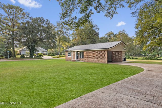 3624 Marion Place, Moss Point, MS 39563