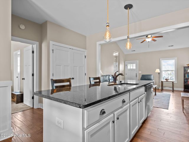 101 Elis Landing Lane, Newport, NC 28570