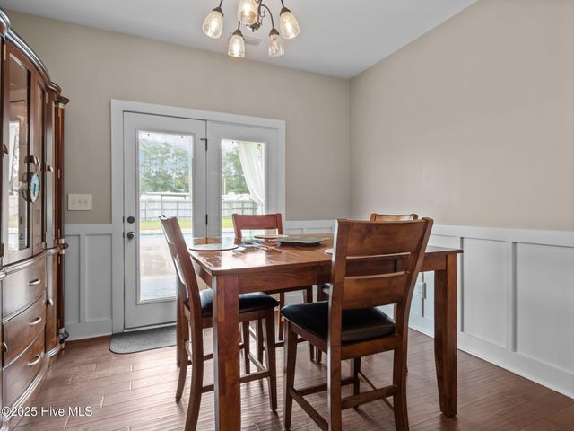 101 Elis Landing Lane, Newport, NC 28570