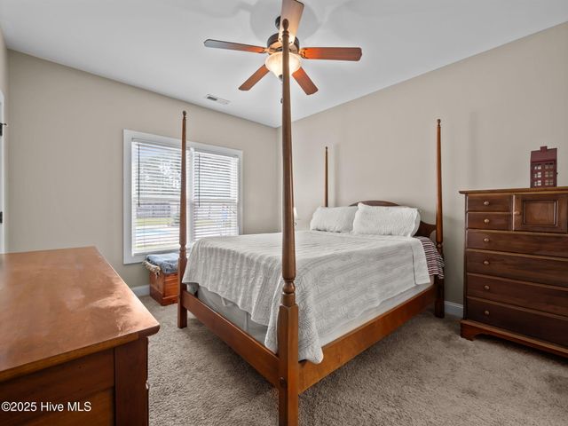 101 Elis Landing Lane, Newport, NC 28570