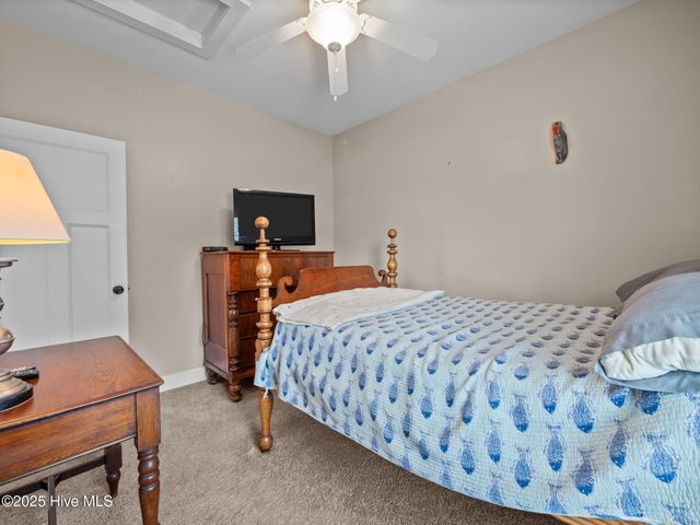 101 Elis Landing Lane, Newport, NC 28570