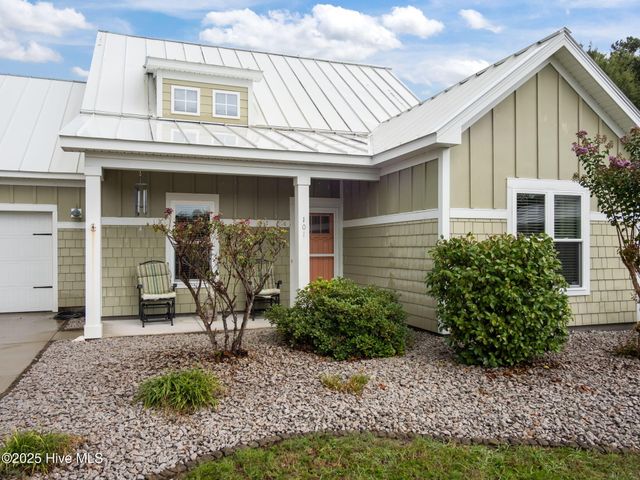 101 Elis Landing Lane, Newport, NC 28570