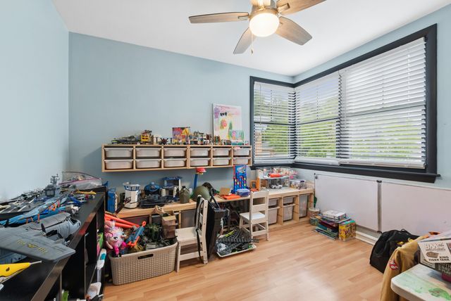 10155 S Clifton Park Avenue, Evergreen Park, IL 60805