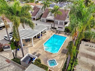 2554 Elden Avenue B102, Costa Mesa, CA 92627
