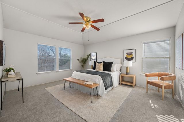 131 Masonwood DR, Kyle, TX 78640