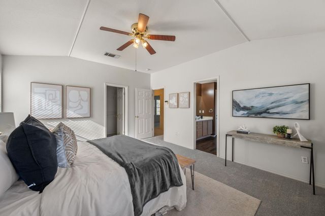 131 Masonwood DR, Kyle, TX 78640