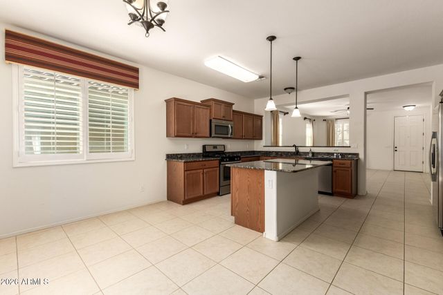 6949 W MELODY Drive, Laveen, AZ 85339