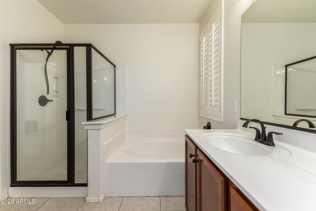 6949 W MELODY Drive, Laveen, AZ 85339