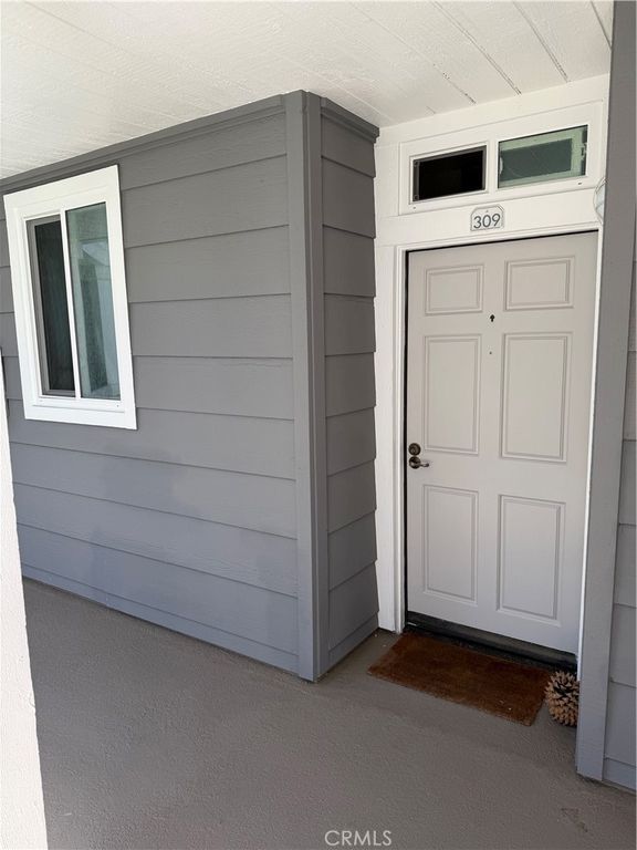 20331 Bluffside 309, Huntington Beach, CA 92646 — exterior