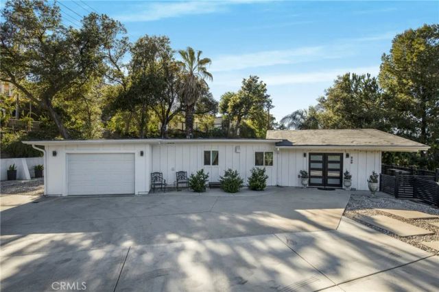 229 W Gladstone, San Dimas, CA 91773