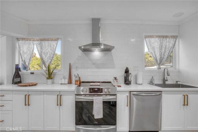 229 W Gladstone, San Dimas, CA 91773