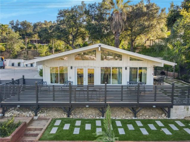 229 W Gladstone, San Dimas, CA 91773