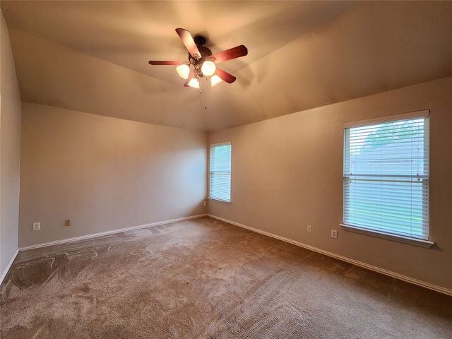 507 Jefferson Lane, Lake Dallas, TX 75065