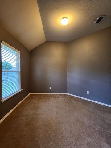 507 Jefferson Lane, Lake Dallas, TX 75065