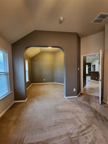 507 Jefferson Lane, Lake Dallas, TX 75065