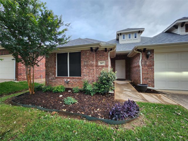 507 Jefferson Lane, Lake Dallas, TX 75065