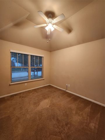 507 Jefferson Lane, Lake Dallas, TX 75065