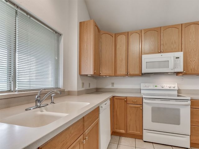 14114 S Pennsylvania Avenue, Edmond, OK 73025
