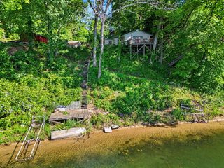27383 Hayne Road, Lawton, MI 49065
