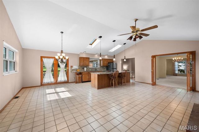 10300 Parkman Drive, St Louis, MO 63123