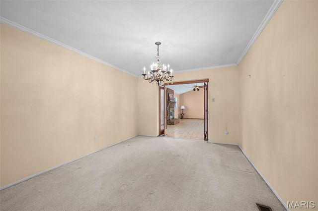 10300 Parkman Drive, St Louis, MO 63123
