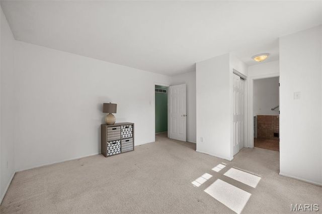 10300 Parkman Drive, St Louis, MO 63123