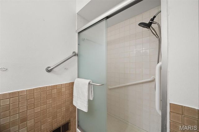 10300 Parkman Drive, St Louis, MO 63123