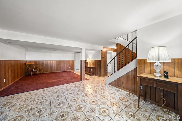 10300 Parkman Drive, St Louis, MO 63123