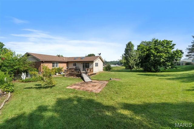 10300 Parkman Drive, St Louis, MO 63123
