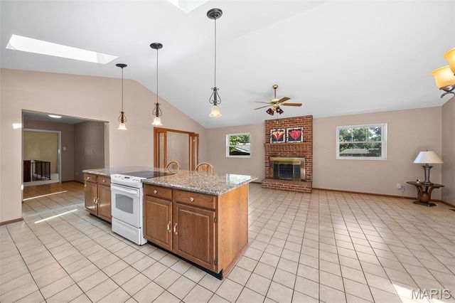10300 Parkman Drive, St Louis, MO 63123