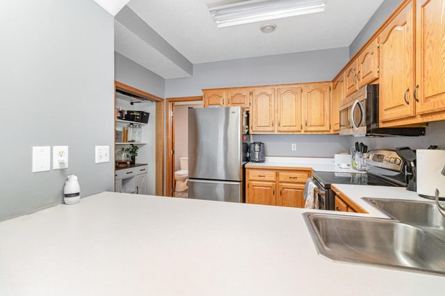 622 2nd Street NW, New Prague, MN 56071