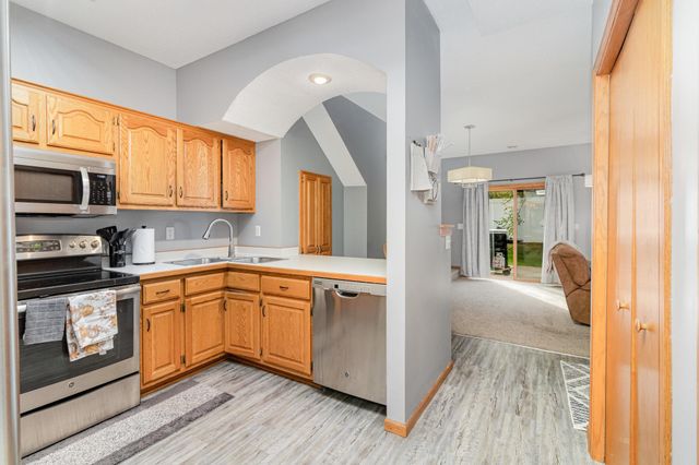 622 2nd Street NW, New Prague, MN 56071