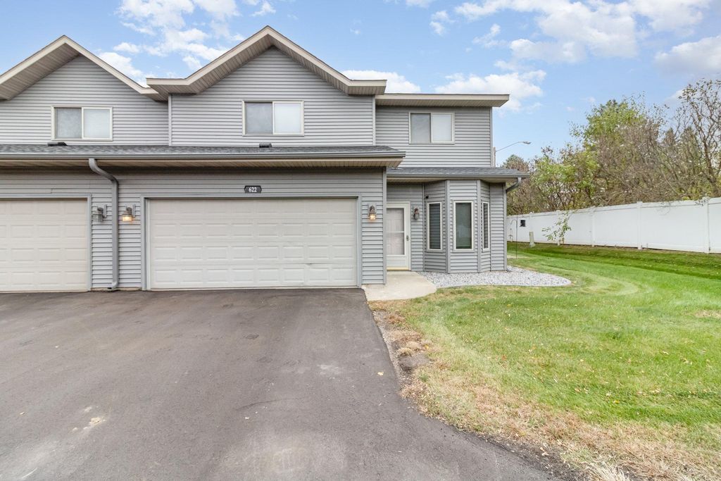 622 2nd Street NW, New Prague, MN 56071