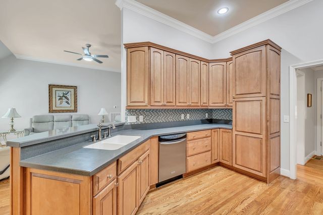 5646 Valley View Rd, Brentwood, TN 37027